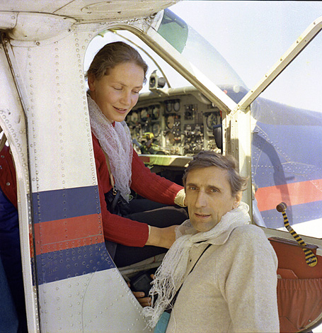 Andrzej Zawada with his wife Anna in Nepal, after the first successful winter ascent of Everest. February 1980