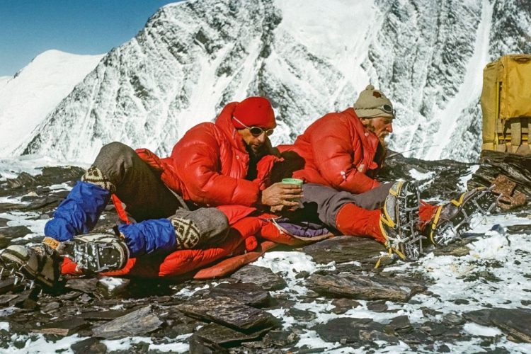 Expedition to Noshak in 1973. From left to right: Andrzej Zawada, Tadeusz Piotrowski (Photo: Andrzej Zawada Foundation of Polish Himalayan Mountaineering)